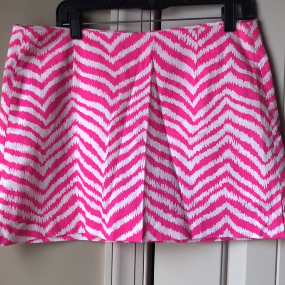 Lilly Pulitzer skort. EUC size 12.